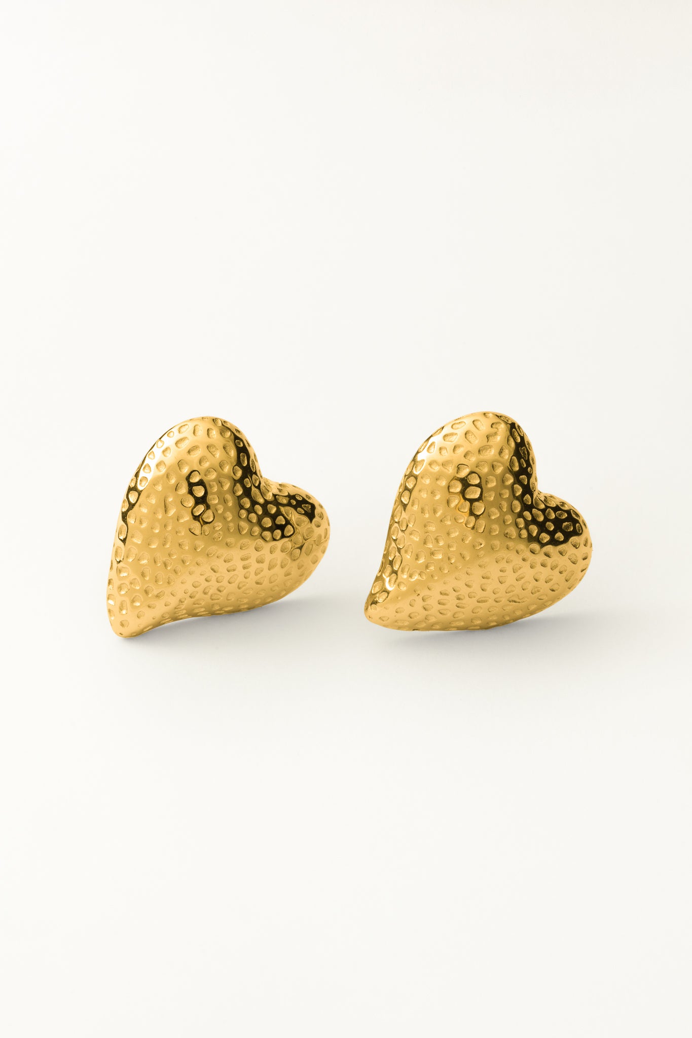 COPPIA ORECCHINI A CUORE TEXTURE